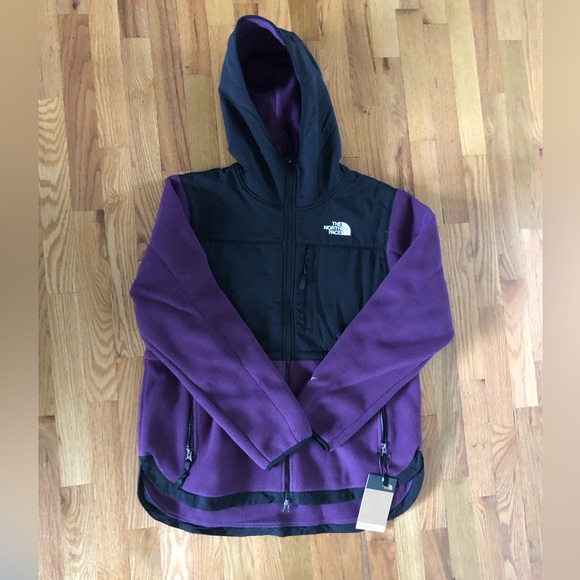 NEW The North Face Women’s Denali Polartec Hoodie Currant - Picture 3 of 5